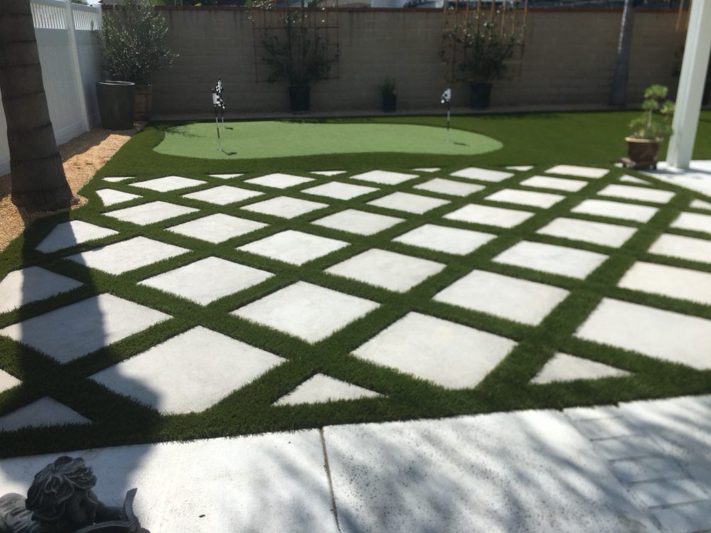 Artificial Grass Landscapes, Putting Greens, Play & Pet - Green-R Pavers